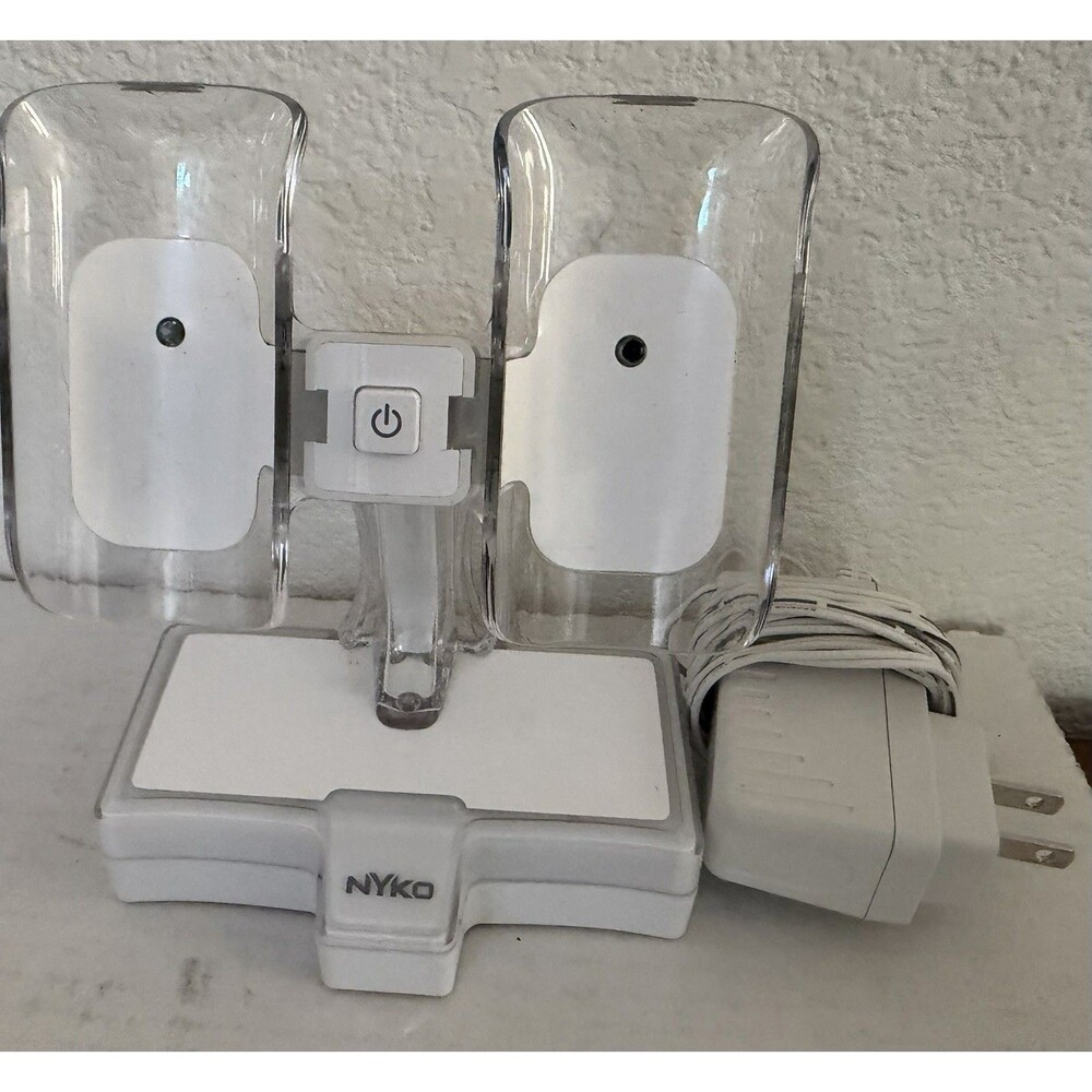 Nyko Induction Charge Base 87048-E14 For Wii Controllers 7629